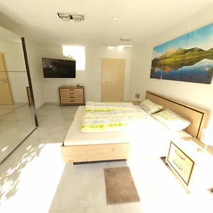 Jehl Apartment